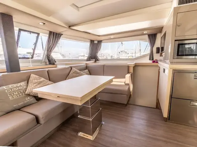 Fountaine Pajot Astrea 42