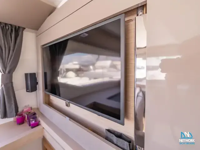 Fountaine Pajot Astrea 42