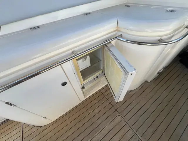 Sunseeker Camargue 55