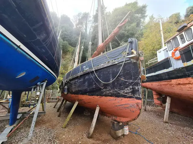 Custom Boats Looe Lugger