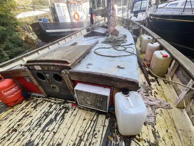 Custom Boats Looe Lugger