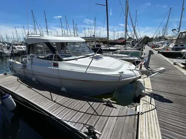 Beneteau Antares 7.80