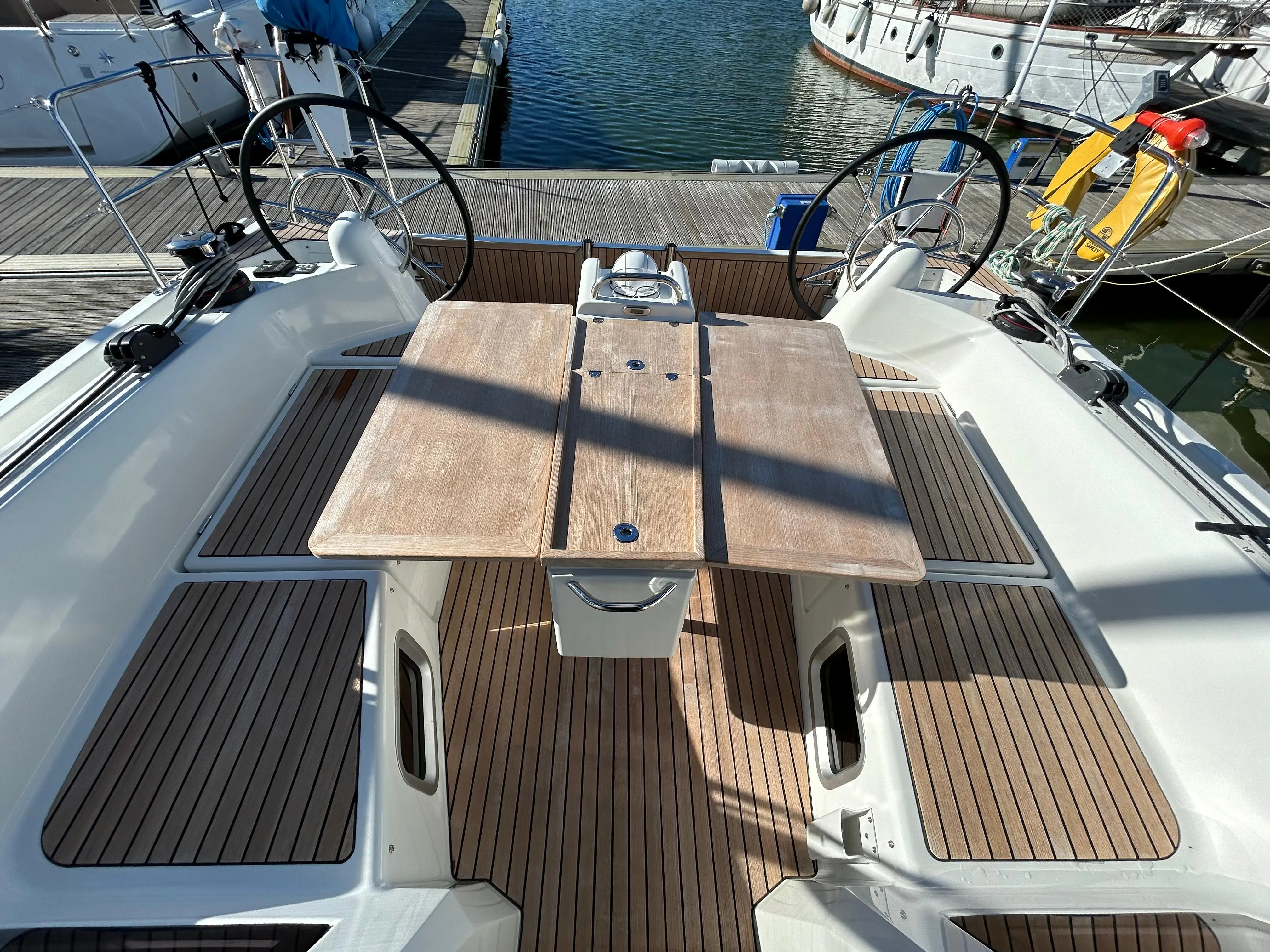 2021 Jeanneau sun odyssey 410