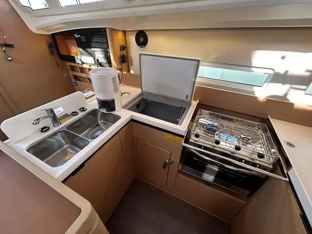 Jeanneau Sun Odyssey 410