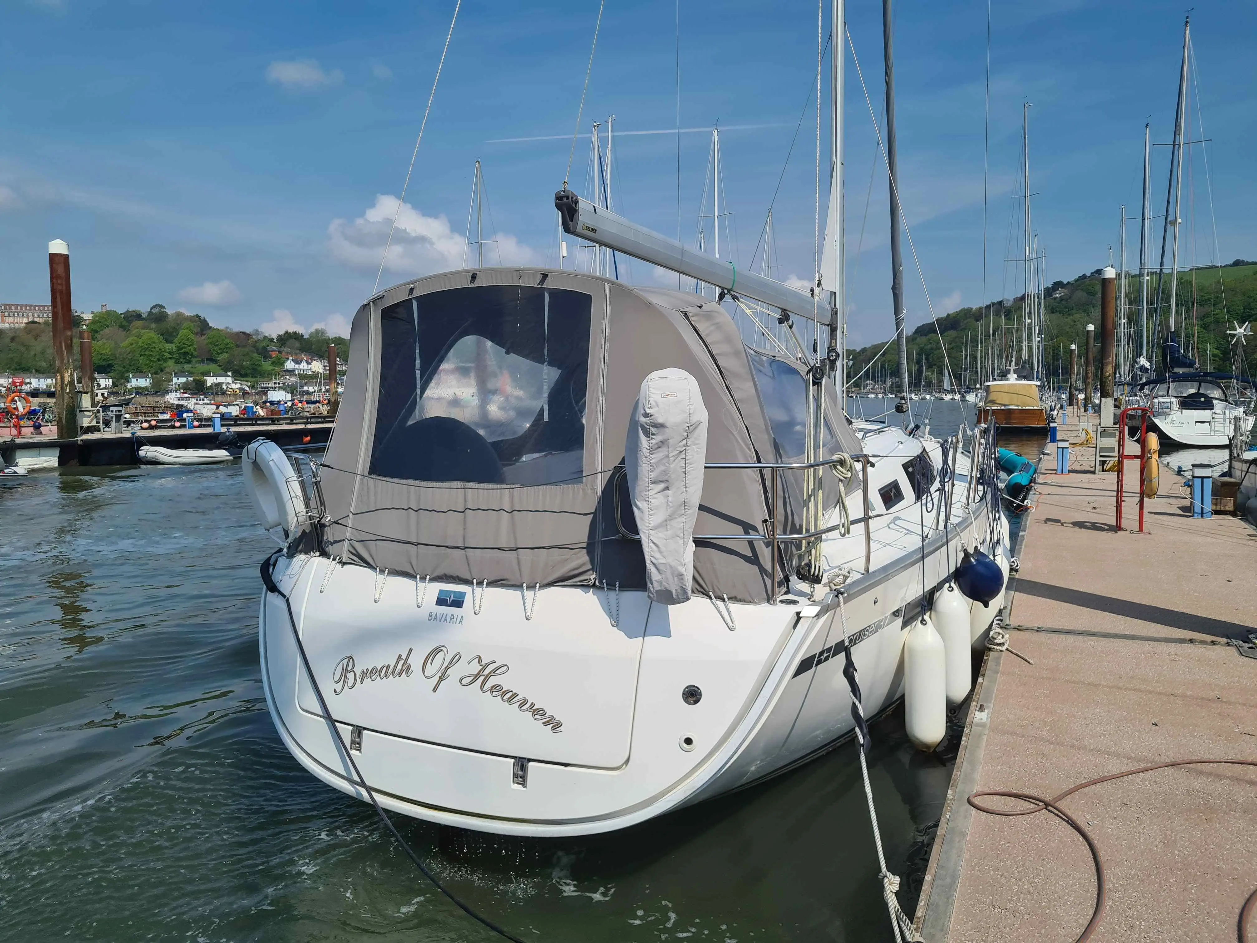 2014 Bavaria cruiser 37