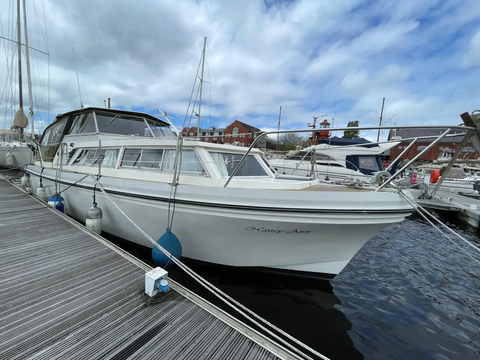 1973 Princess 32