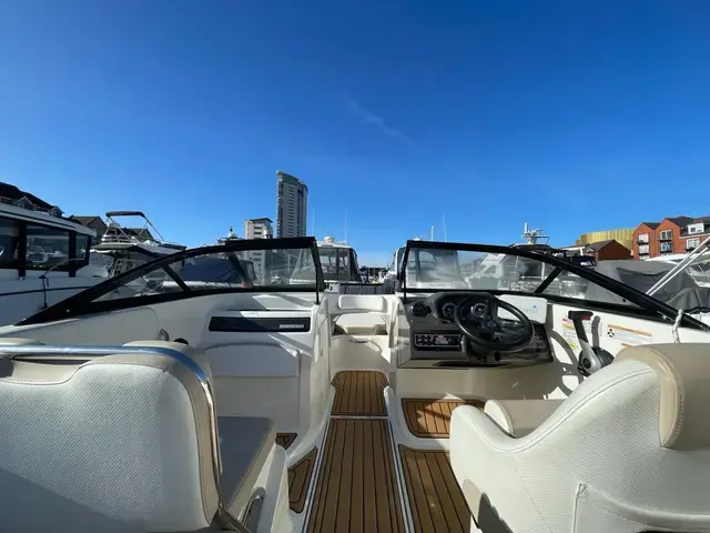 Bayliner Vr5