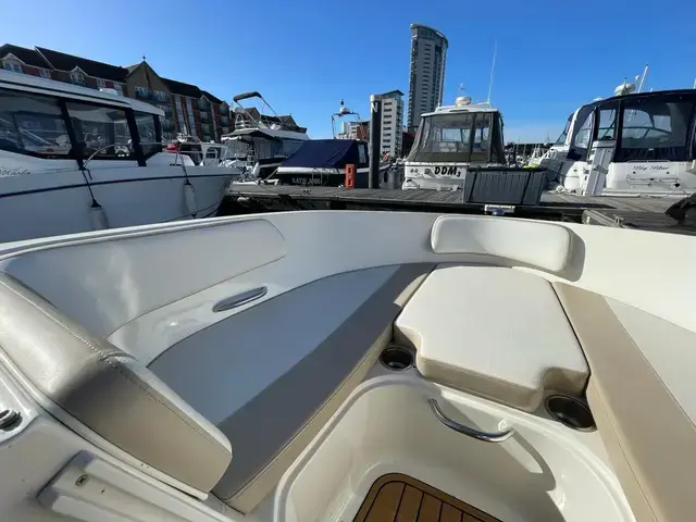 Bayliner Vr5