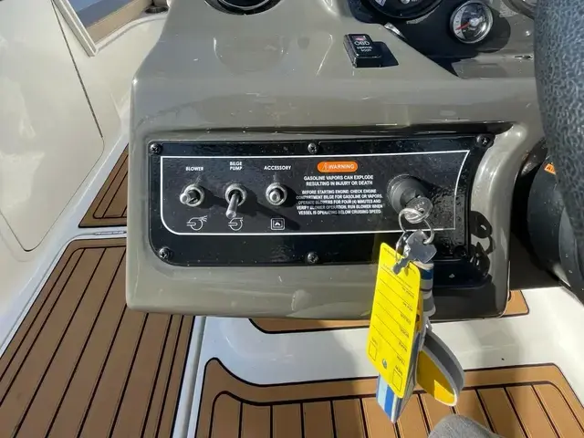 Bayliner Vr5