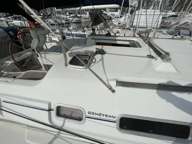 Beneteau Oceanis Clipper 373