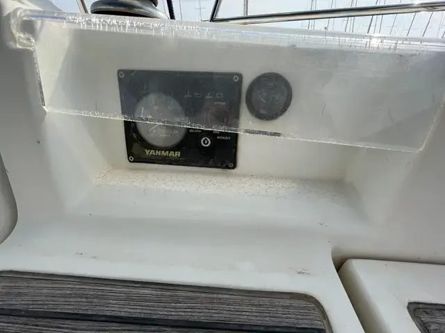 Beneteau Oceanis Clipper 373