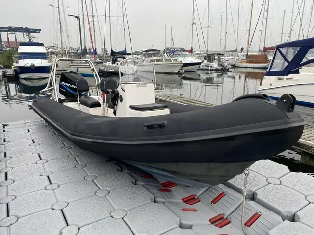 XS Ribs 700 Deluxe