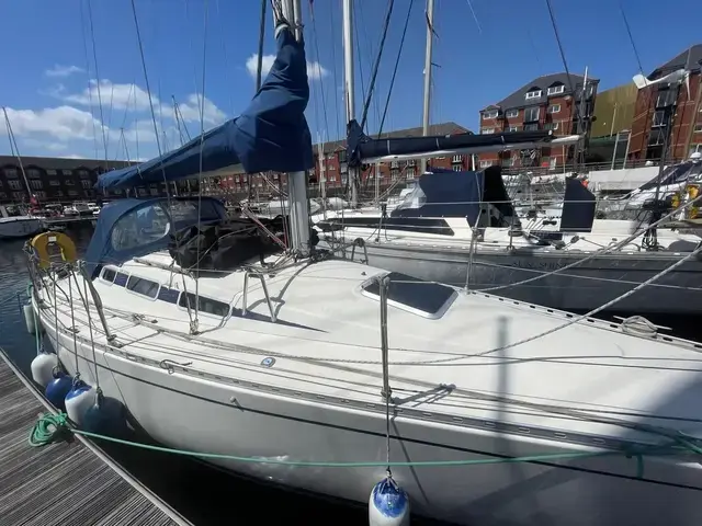 Hanse 301