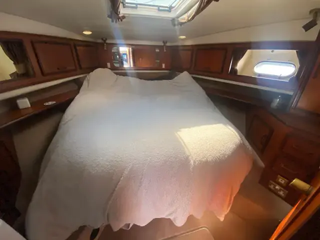 Fairline 43 Aft cabin