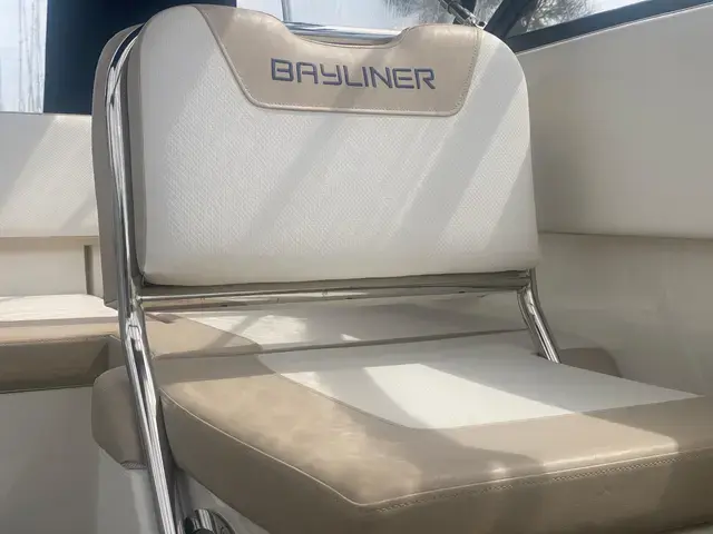 Bayliner VR5