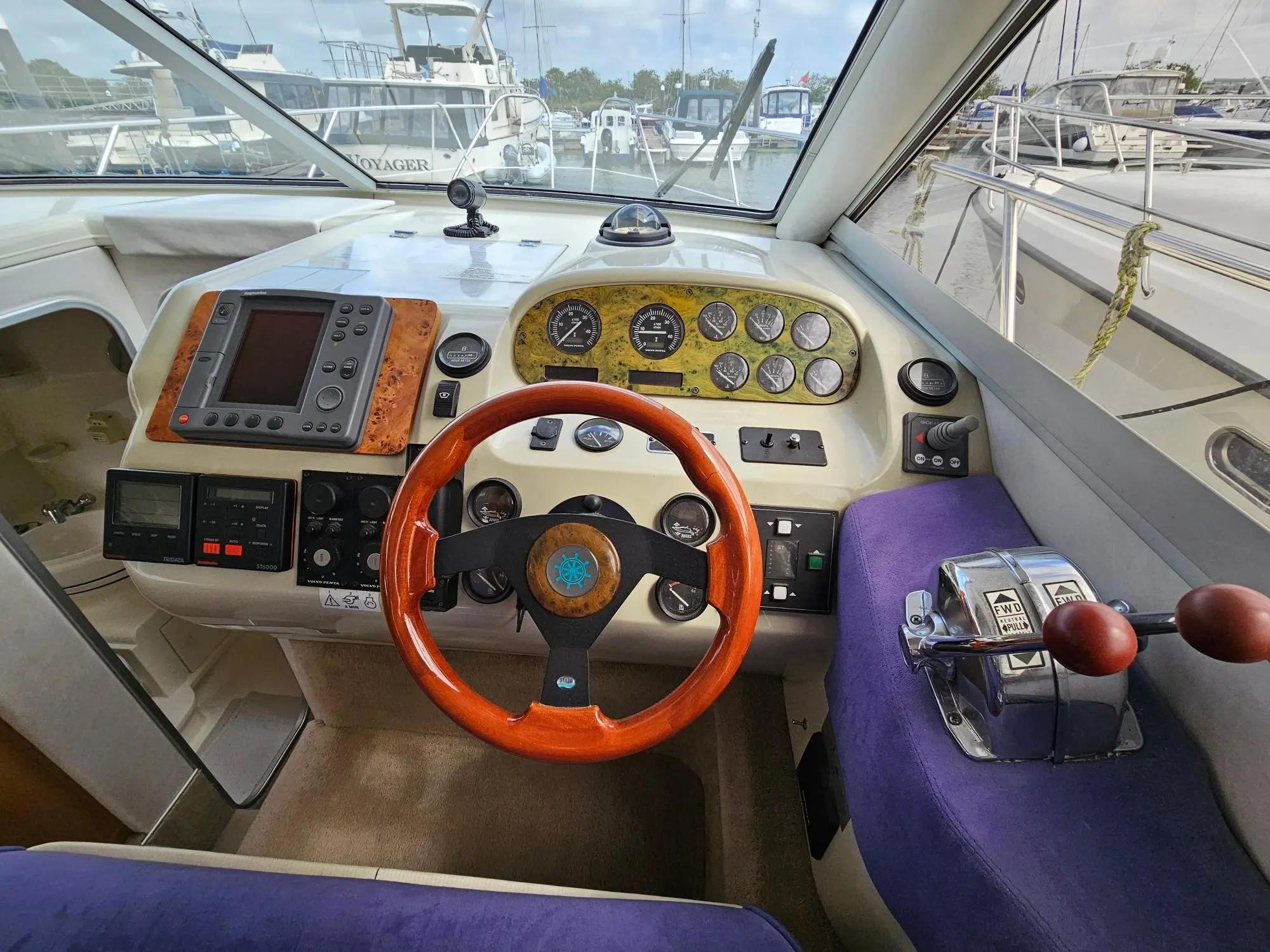 1997 Sealine f33