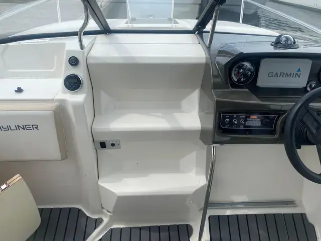 Bayliner VR5