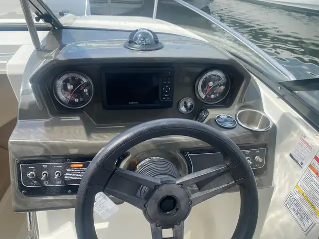 Bayliner VR5