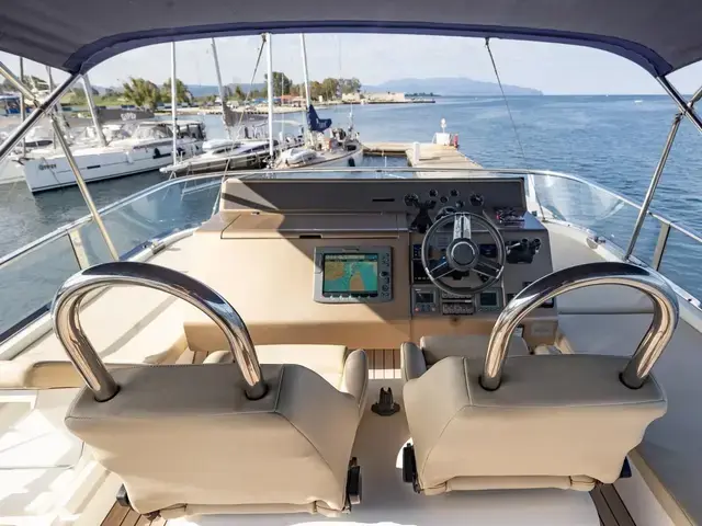 Fairline Squadron 55