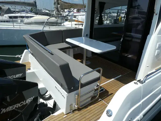 Beneteau Antares 11