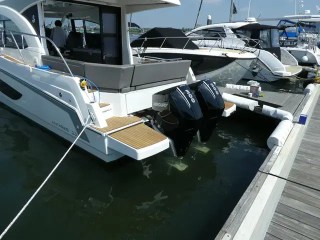 Beneteau Antares 11