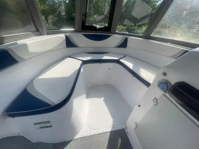 Custom Boats Excedo M220 Sport Fisher