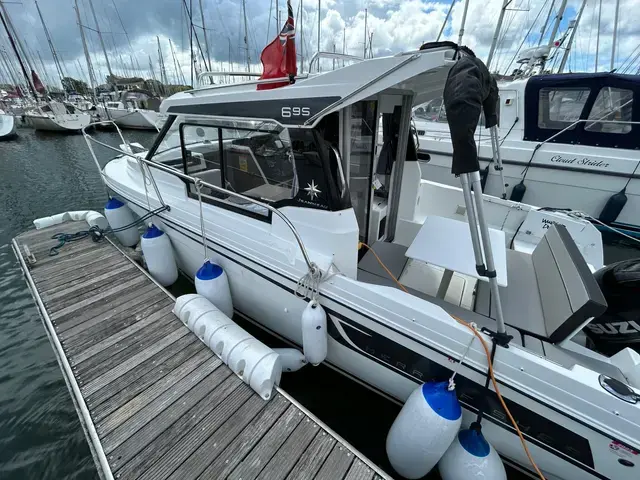 Jeanneau MERRY FISHER 695 S2