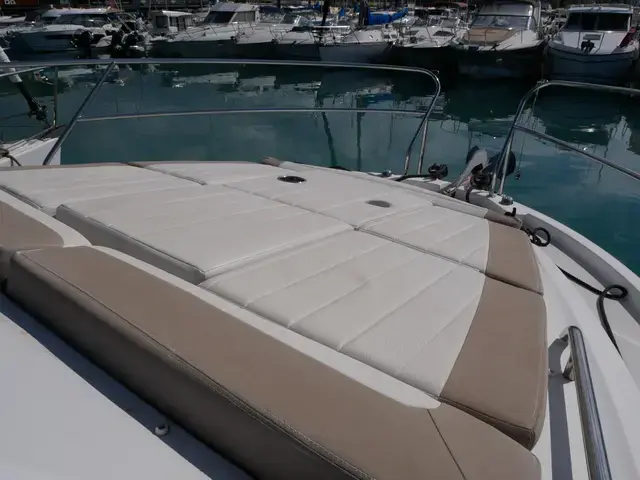 Jeanneau Leader 33