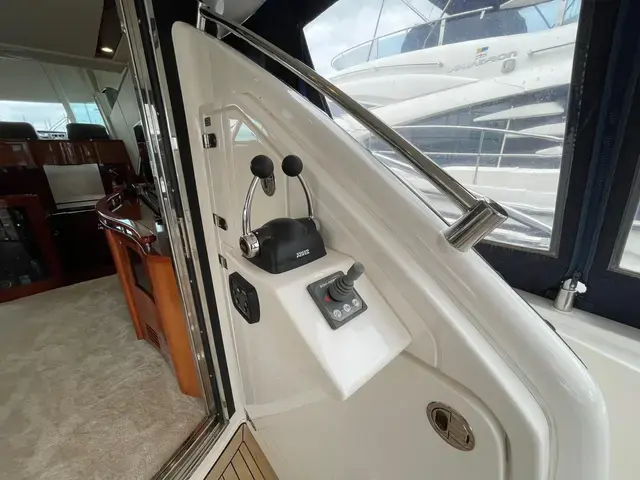 Fairline Squadron 58