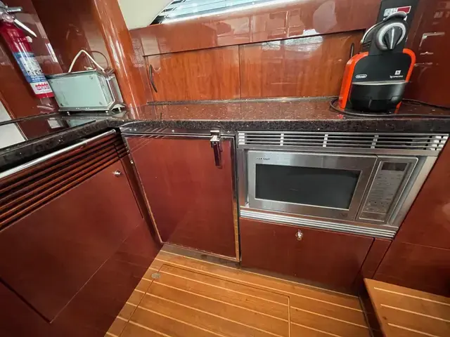 Fairline Squadron 58