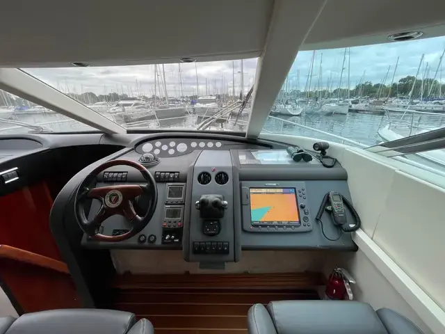 Fairline Squadron 58