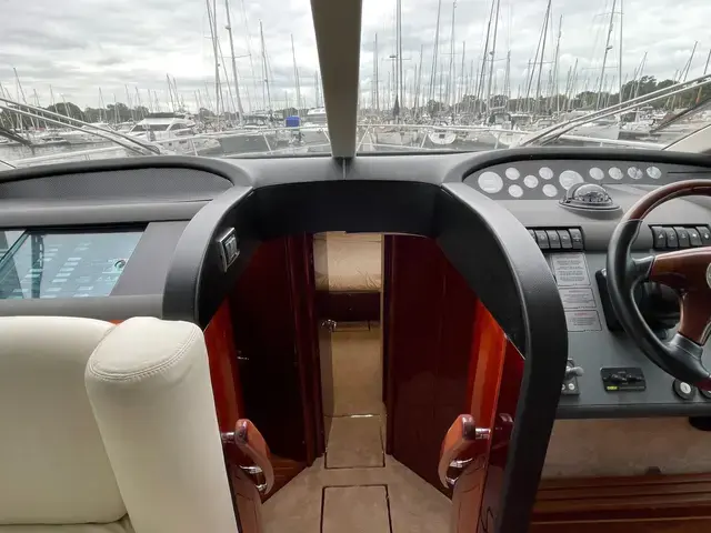 Fairline Squadron 58