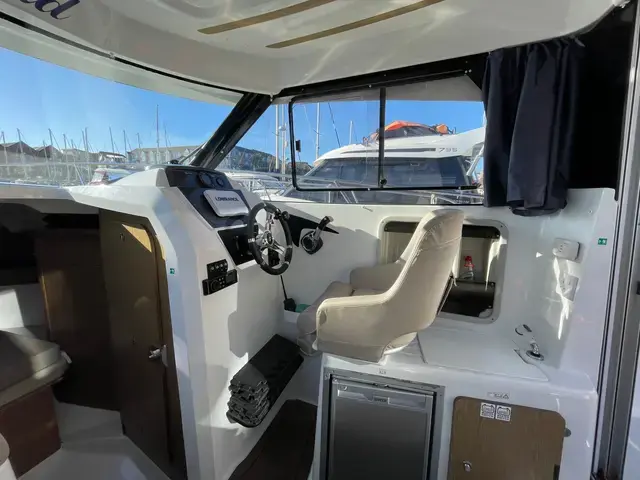 Beneteau Antares 7.80