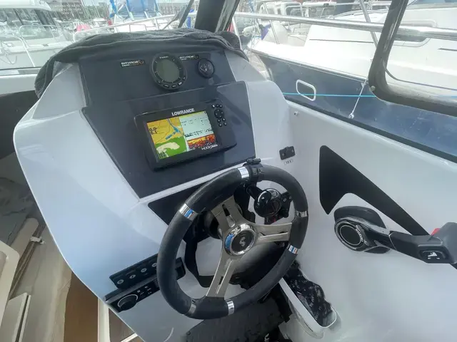 Beneteau Antares 7.80