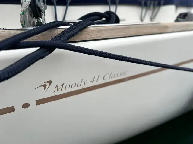 Moody 41 Classic