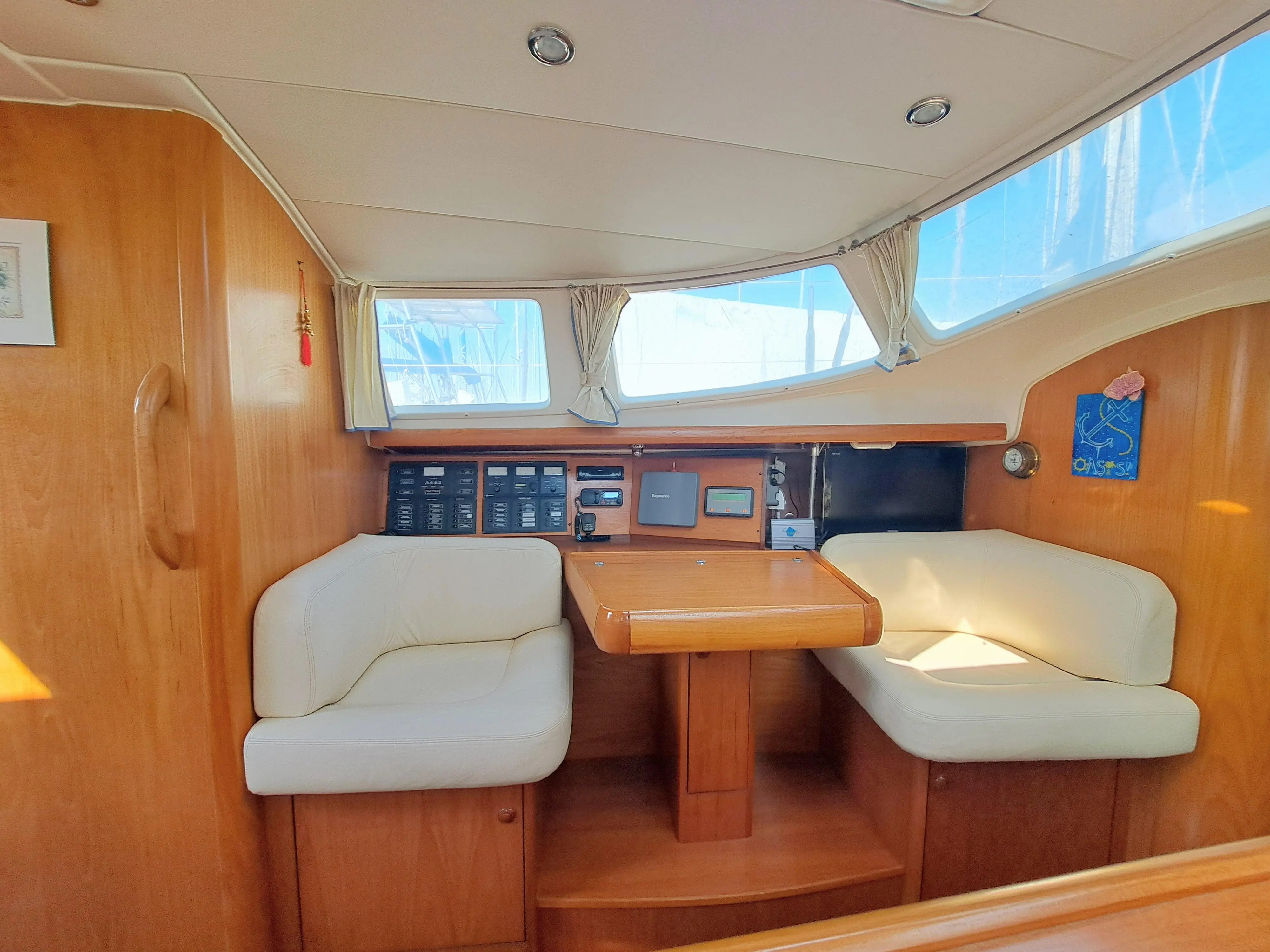 2004 Jeanneau sun odyssey 43 ds