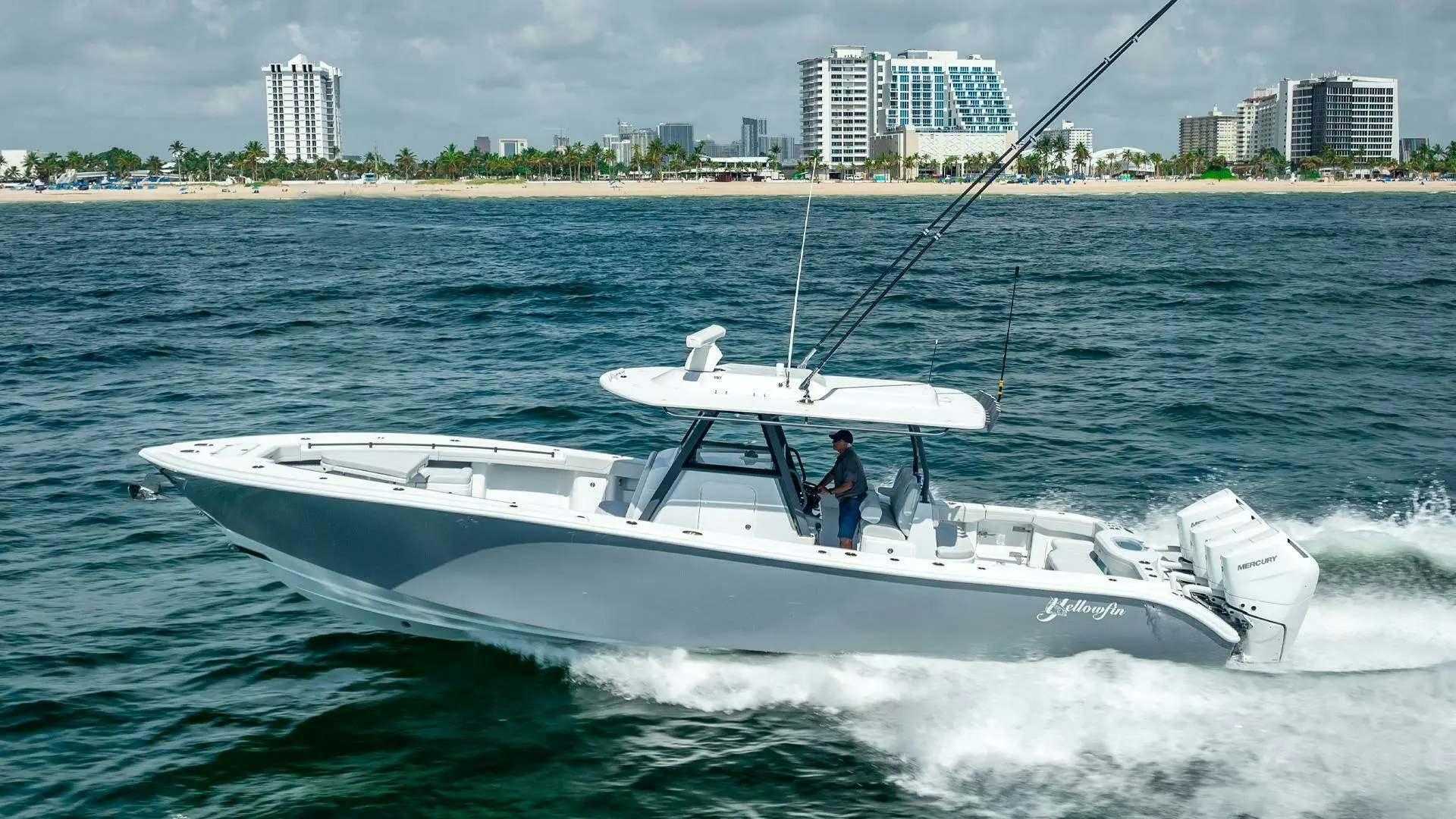 2025 Yellowfin 39 offshore