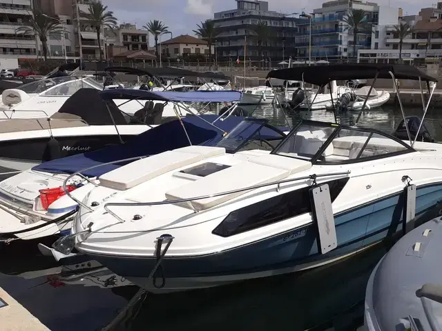 Bayliner Vr6