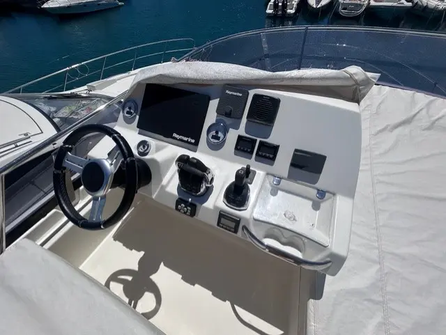 2018 Prestige 460