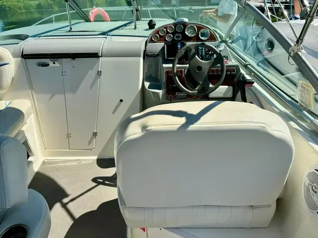 Bayliner 275 Cruiser