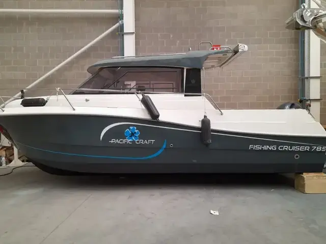 Pacific Craft Boats fishing cruiser 785