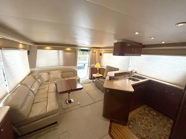 Meridian 490 Pilothouse