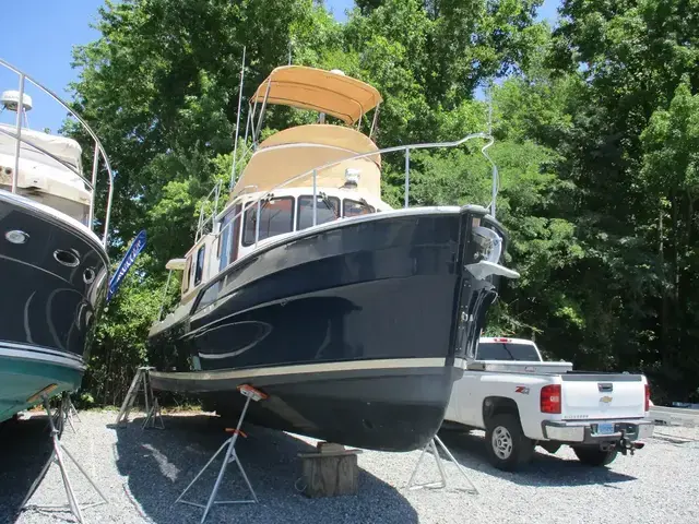 Ranger Tugs R31CB