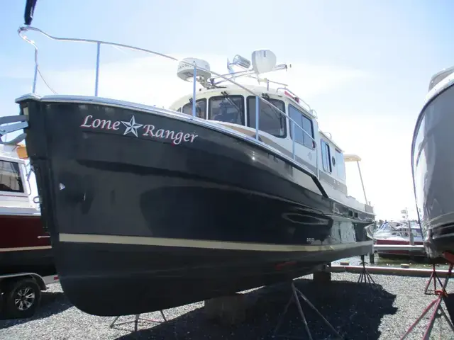 Ranger Tugs 31 Sedan