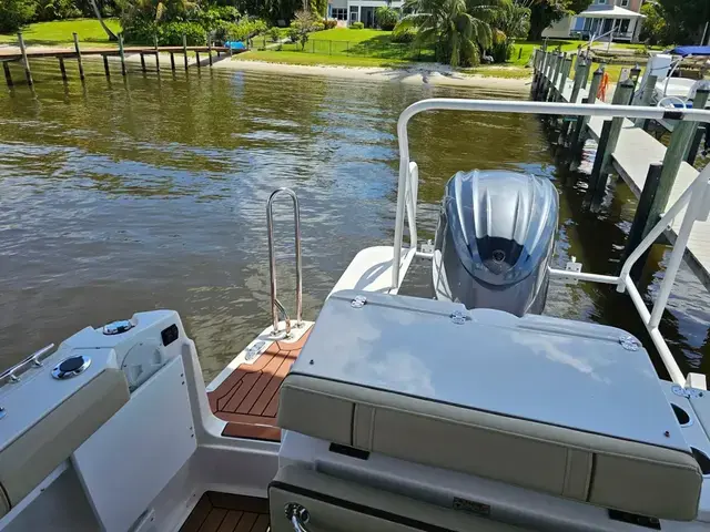 Ranger Tugs 27 Luxury Edition