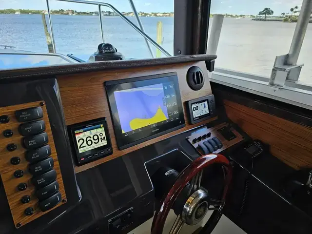 Ranger Tugs 27 Luxury Edition