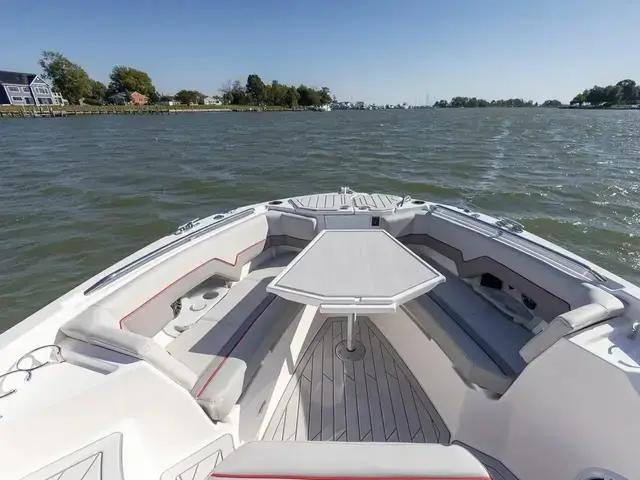 Solara 250 Center Walkaround