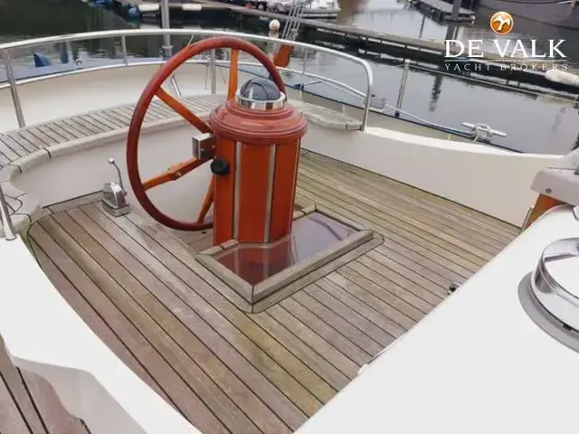 Beeldsnijder Pilothouse Schoener 50