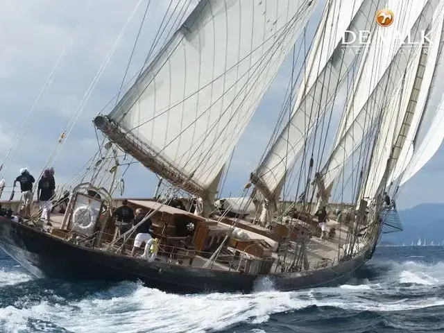 Van der Graaf Classic Schooner