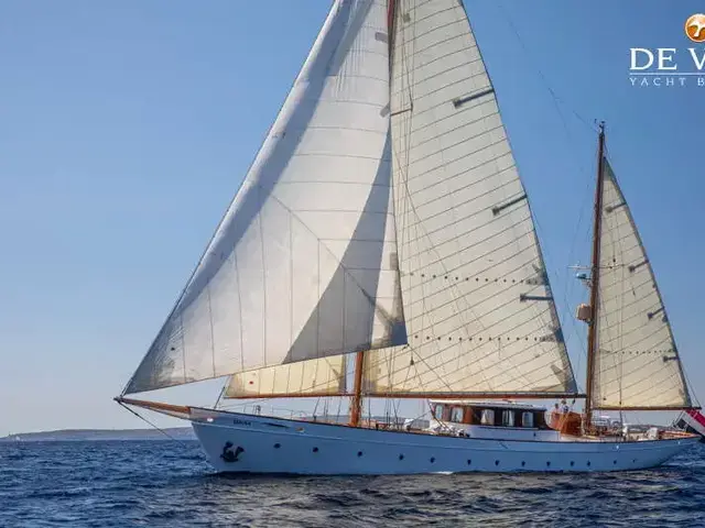 Feadship Ketch